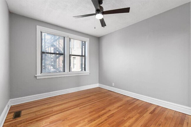Building Photo - 6218 Northwood Ave