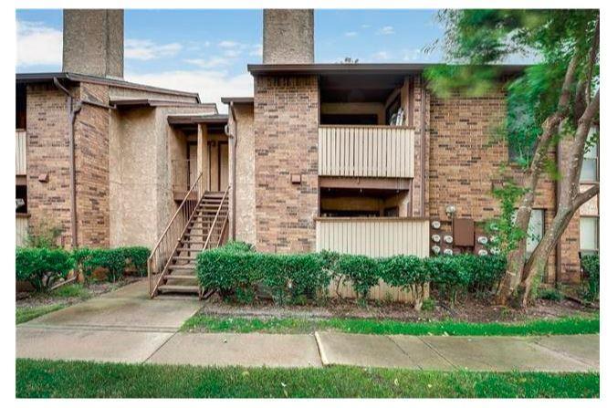 Building Photo - 1204 Harwell Dr