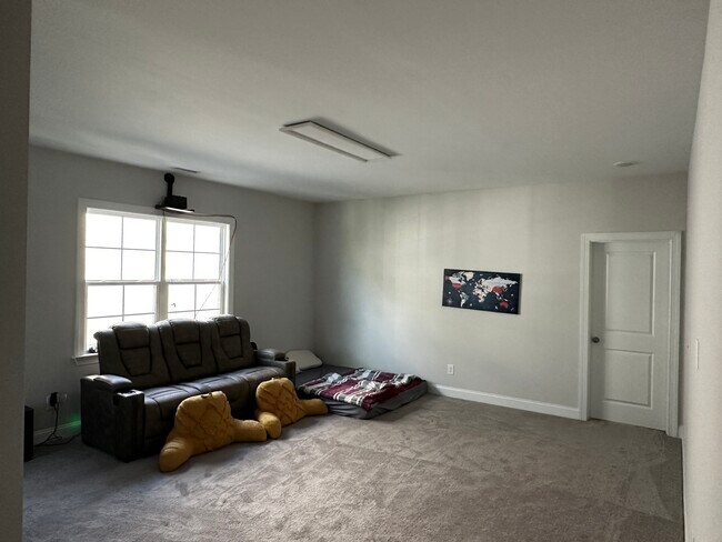 Building Photo - 6013 Balance Ct