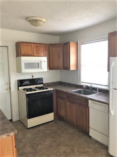 Building Photo - 427 Glenwood Ave