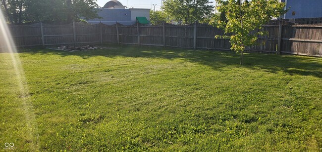 Building Photo - 10618 Sedgegrass Dr
