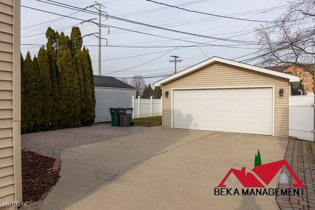 Building Photo - 3 br, 2 bath House - 5296 Curtis St