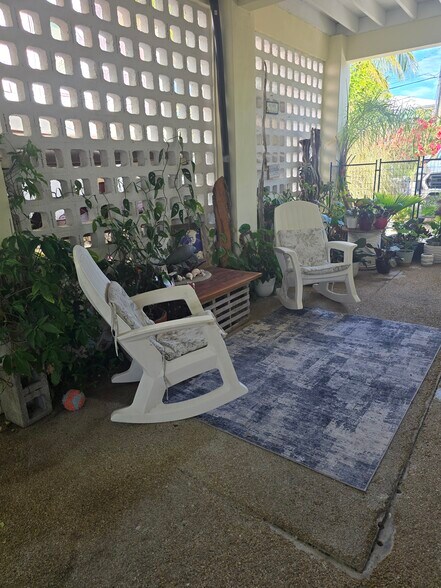 Building Photo - 247 Pueblo St