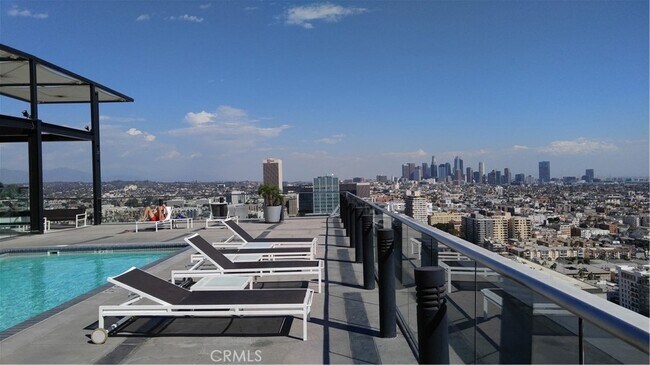 Building Photo - 3810 Wilshire Blvd