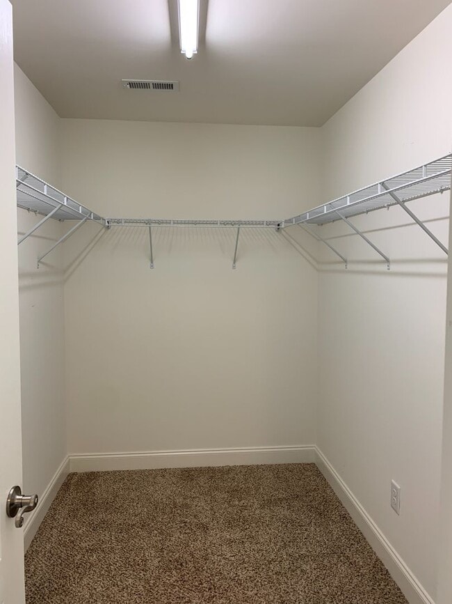 Building Photo - Whitsett / Brghtwood Farms