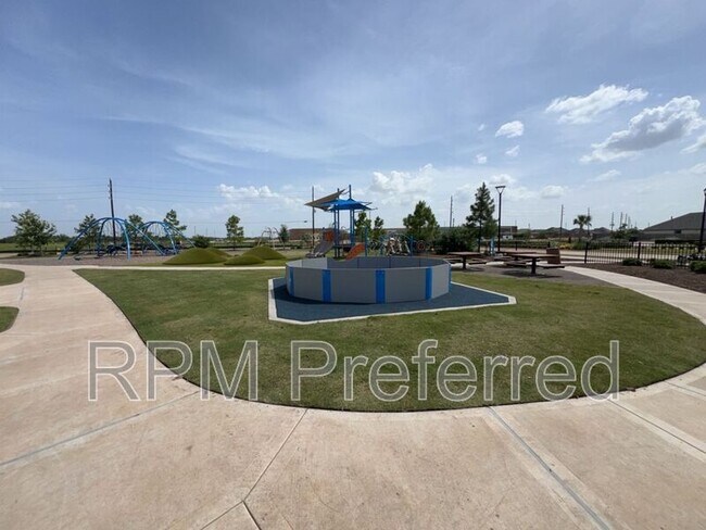 Building Photo - 2829 Shimmer Edge Dr