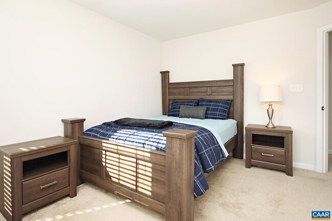 Building Photo - 4393 Sunset Dr
