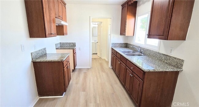 Building Photo - 6702 Flora Ave