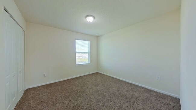 Building Photo - Gorgeous 5 Bedroom Home in Alta Lakes!