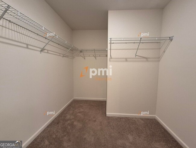 Building Photo - 1081 Cold Water Dr