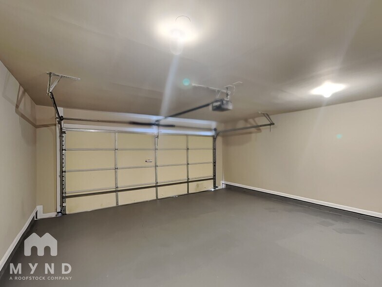 Building Photo - 1690 Cooper Lakes Dr