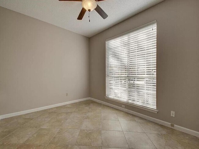 Building Photo - 15410 Cambria Cove