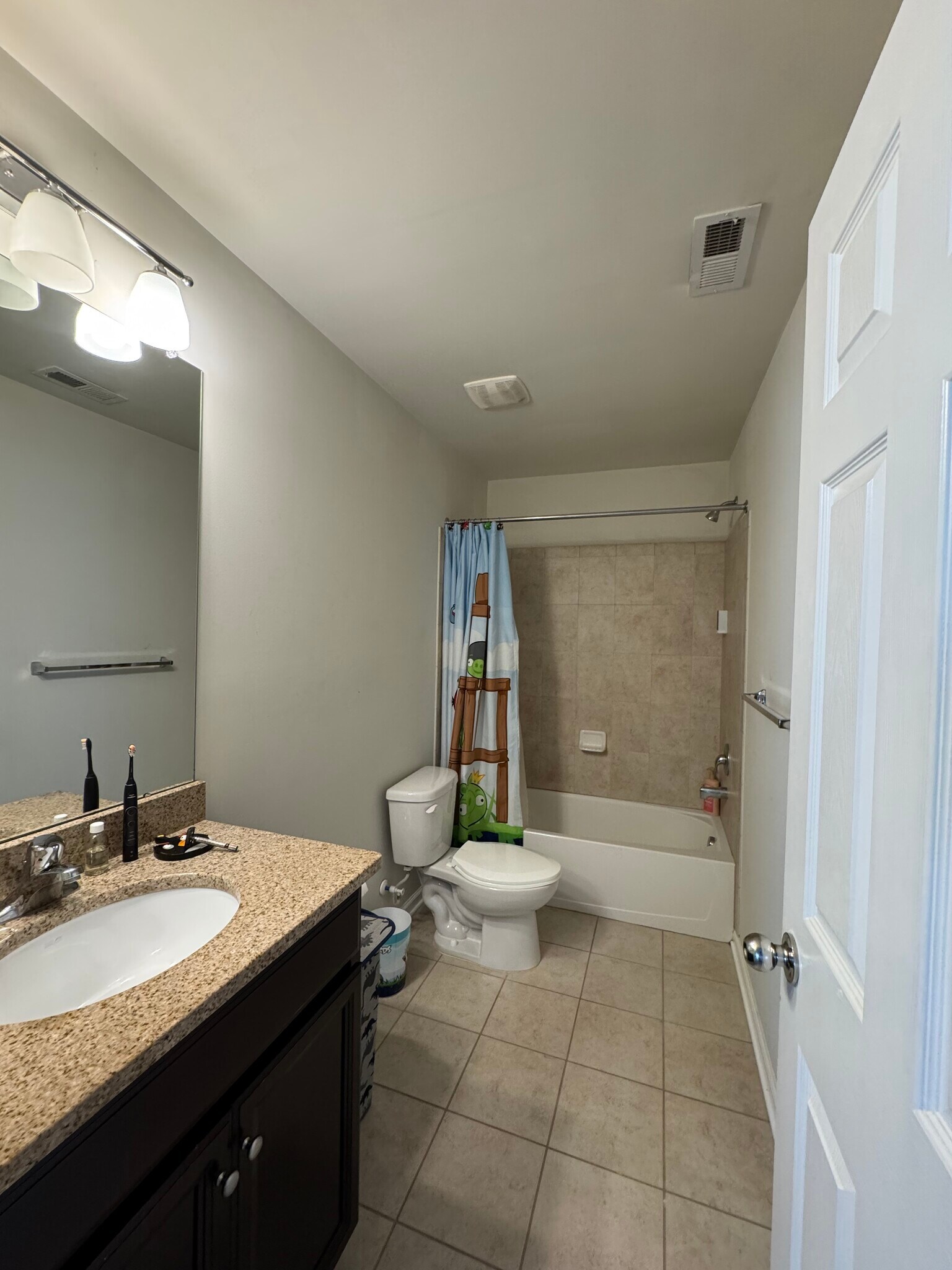bathroom - 537 Prizer Ct