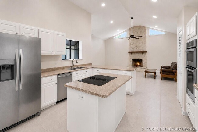 Building Photo - 5055 NW 89th Way