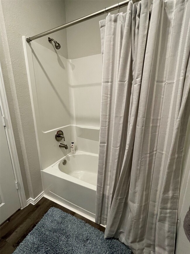 Building Photo - 16888 W Ivanhoe St