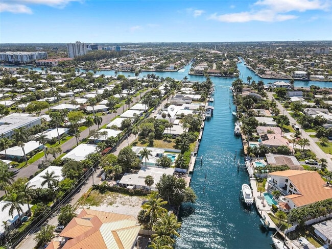 Building Photo - 7 Sunset Ln