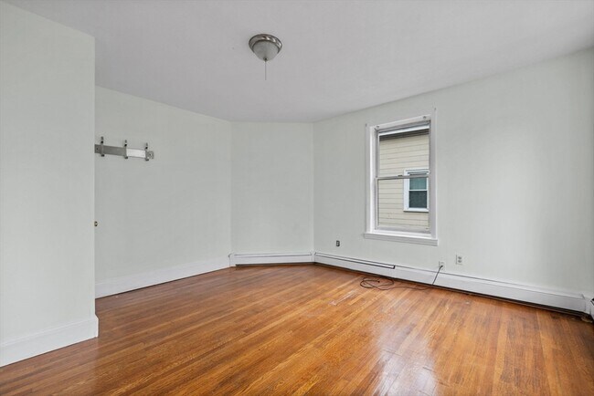 Building Photo - 91 Flint St