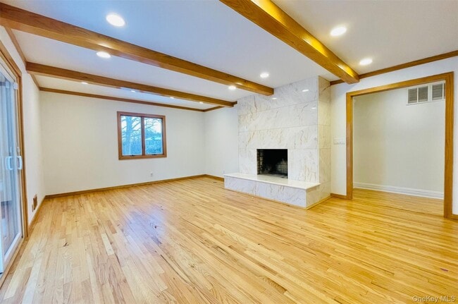 Building Photo - 164 Rock Creek Ln