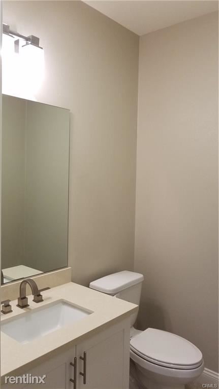 Building Photo - 3 br, 2 bath Townhome - 3248 Edgewood Rd
