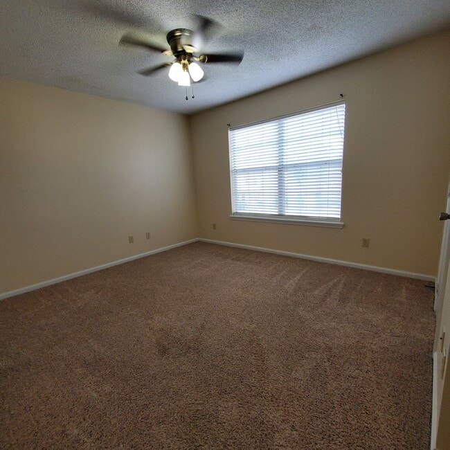 Building Photo - Modern Duplex Living in Georgia - 2Bed/2.5Bath with Convenient Amenities