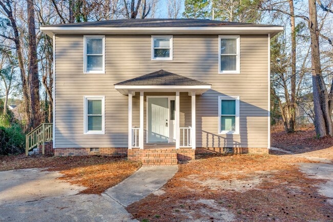 Primary Photo - Newly renovated unit close to I-77 and I-20