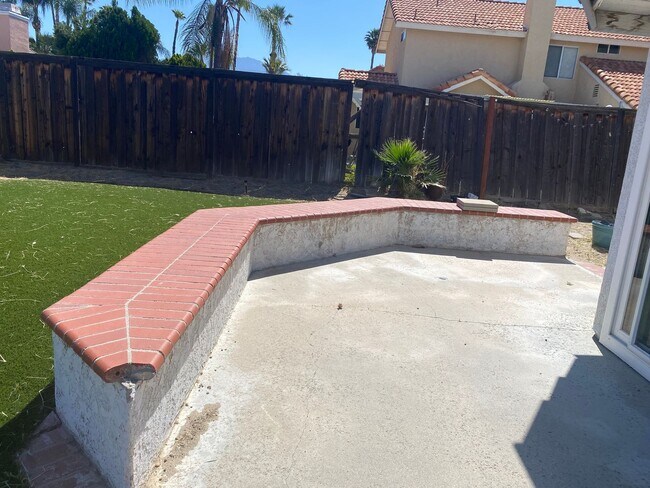 Building Photo - Single Family One-Story Home Available!!!