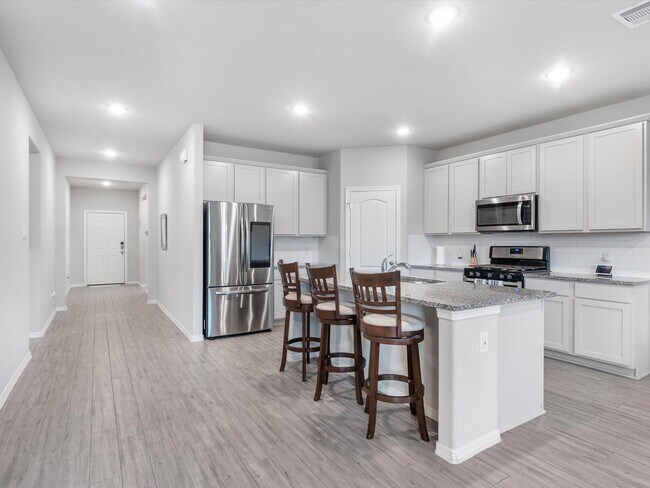 Building Photo - 10811 Violet Bloom Dr