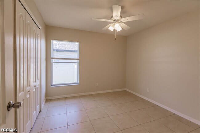 Building Photo - 2809 NW 12th Ln