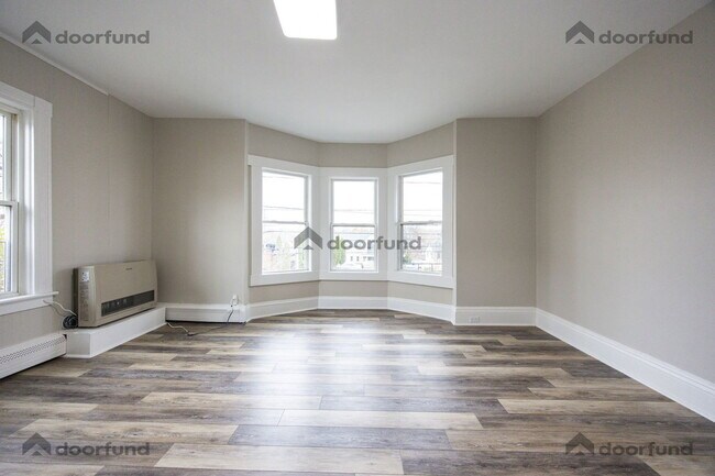 Building Photo - 3 Lyman St