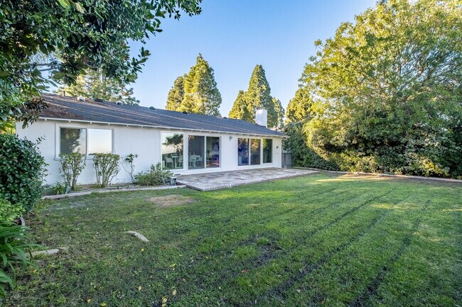 Building Photo - 26700 Indian Peak Rd