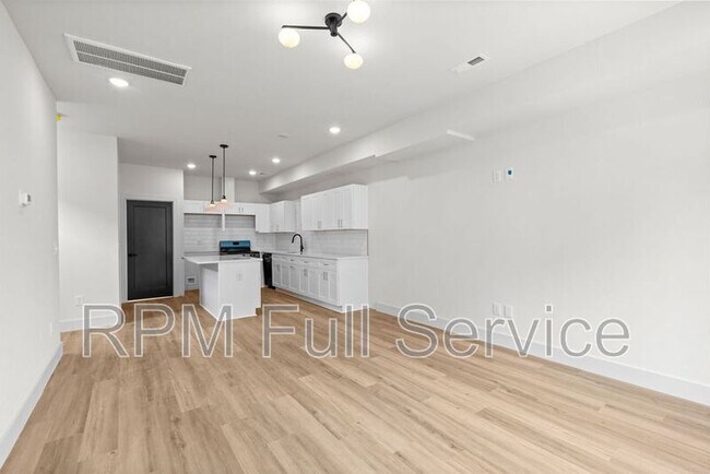 Building Photo - 4021 Clarksville Pike