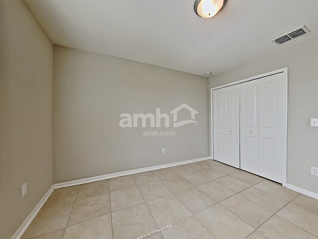 Building Photo - 214 English Heritage Pl