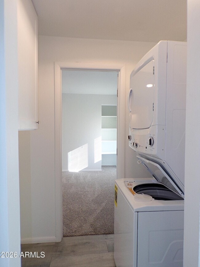 Building Photo - 4849 S Ricardo Dr