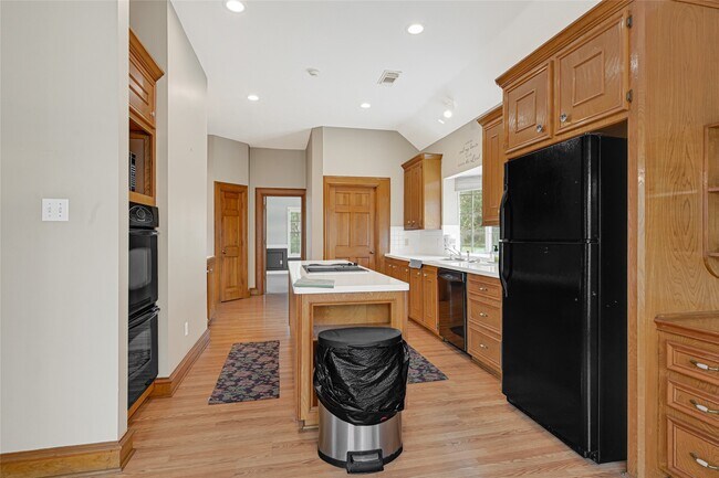 Building Photo - 4314 Amber Lake Dr