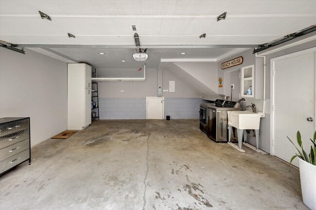 Building Photo - Would you like to have a Private Community...