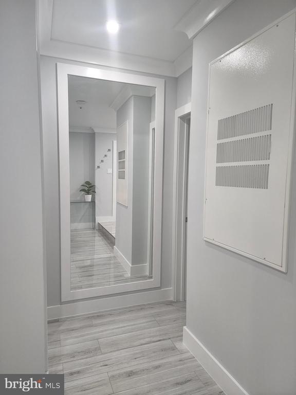 Building Photo - 255 S Pickett St