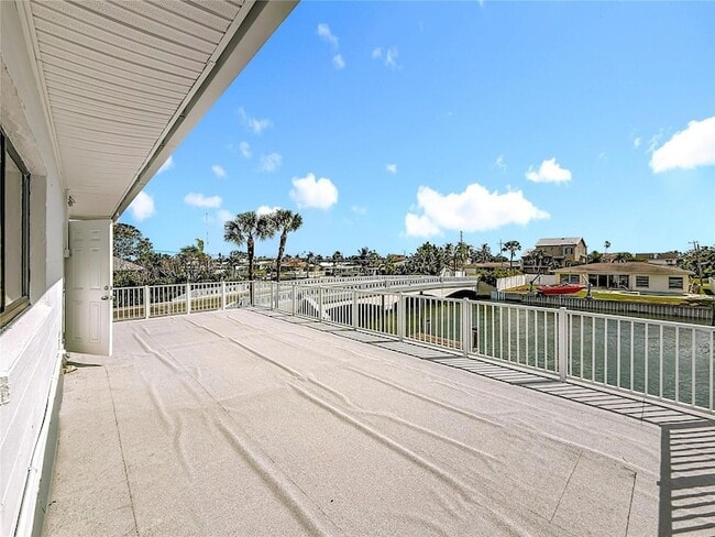 Building Photo - 497 Normandy Rd