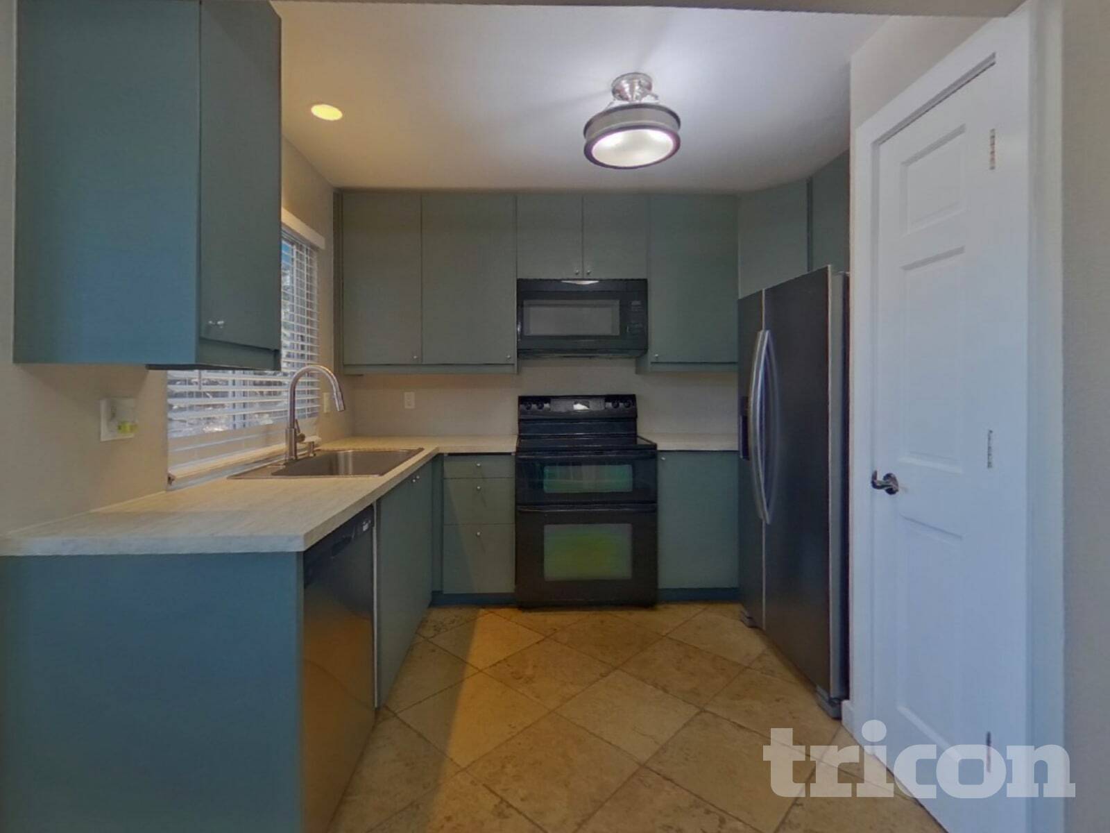 Building Photo - 19739 E Dartmouth Ave