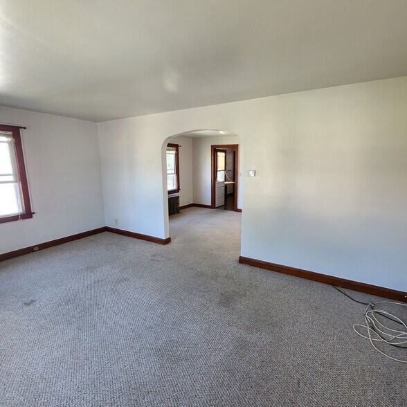Living Room - 49 Peace St