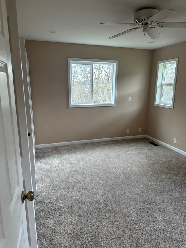 Building Photo - Mount Vernon 3 Bedroom