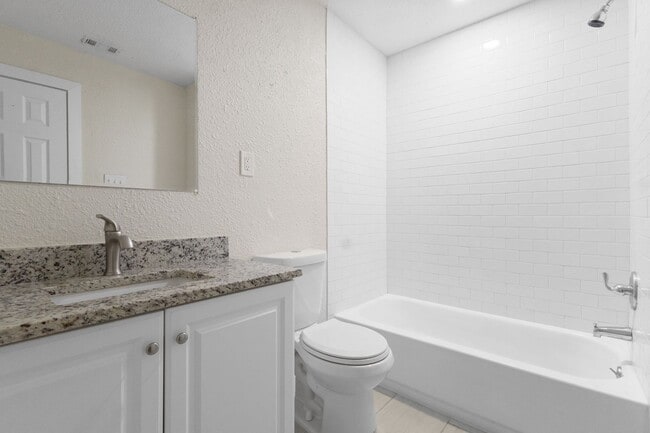 Building Photo - Charming Renovated Home for Lease in Denison!