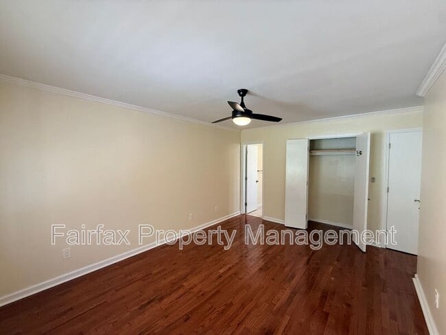 Building Photo - 107 Perriwinkle Pl
