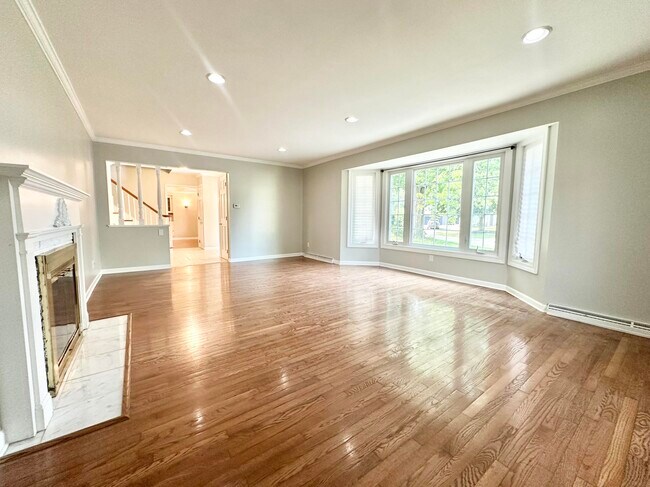 Building Photo - 3431 W Colette Ct