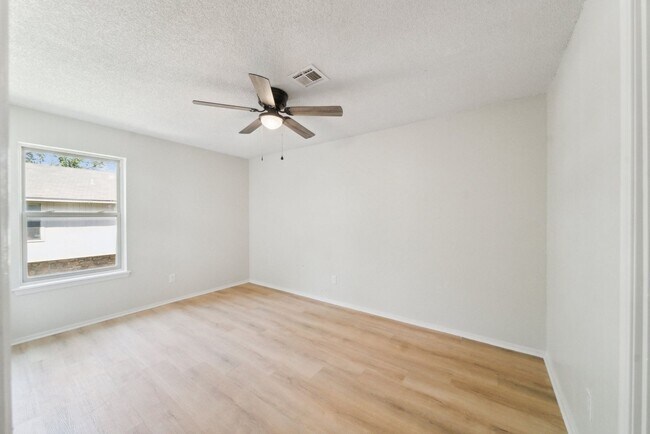 Building Photo - 3227 S Allegheny Ave