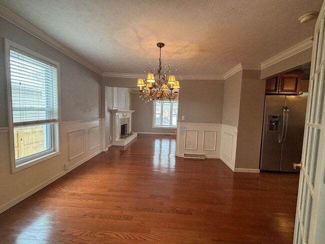 Building Photo - Charming 3 Bed Bungalow