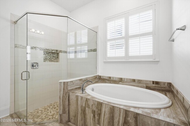 Building Photo - 80 Lazy Crest Dr