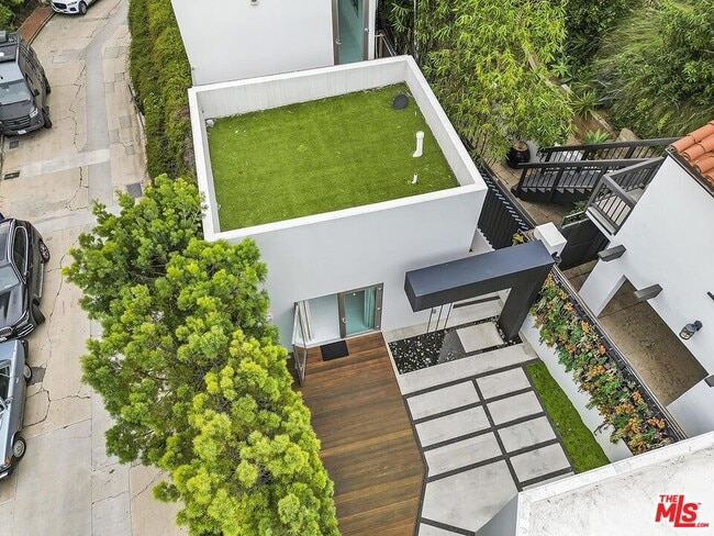 Building Photo - 1377 Miller Pl