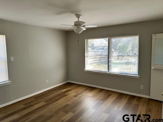 Building Photo - 1435 Glenrose St