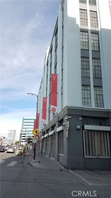 Building Photo - 420 San Pedro St