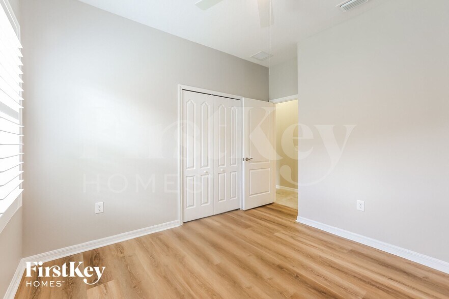 Building Photo - 11438 Fort Lauderdale Pl